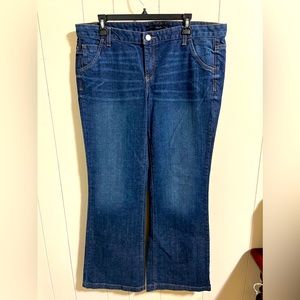 Calvin Klein women’s plus jeans 16 x 32 flare stretch jeans NWOT